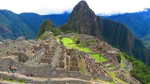 Sute de turiști blocați în Machu Picchu pe fondul protestelor din Peru / Trenurile spre și dinspre Machu Picchu, principalul mijloc de acces la situl înscris în patrimoniul mondial UNESCO, au fost oprite încă de marți