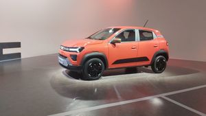 Renault a anunțat că analizează „toate opțiunile” pentru Dacia Spring, fabricată în China, în contextul noilor taxe vamale puse de UE pentru automobilele chinezești