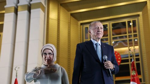 VIDEO Erdogan, în fața susținătorilor: "Nimeni nu a pierdut. Au câştigat 85 de milioane de oameni/ Planificăm o economie bazată pe producţie, concentrată pe management financiar"