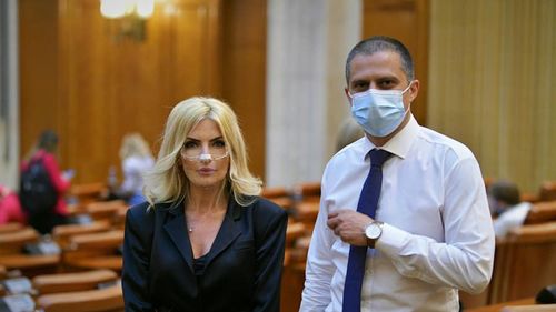 SURSE Grupul PSD din Camera Deputaților o susține pe Laura Vicol la șefia Comisiei Juridice din Camera Deputaților / Avocata unor interlopi, a apărat-o pe Bica, prietenă cu Udrea: Ca avocat am obligația să apăr orice client