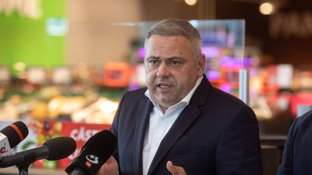 Ministrul Agriculturii: În România nu a intrat şi nu va intra un bob de grâu din Ucraina. Mai mult de atât, până la ora 24:00, aşteptăm planul transmis de Ucraina