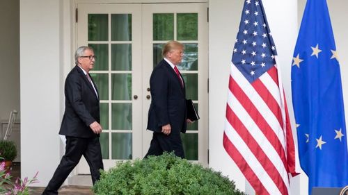 SUA și UE se îndepărtează de războiul economic: Trump și Juncker au negociat un acord total de liber schimb