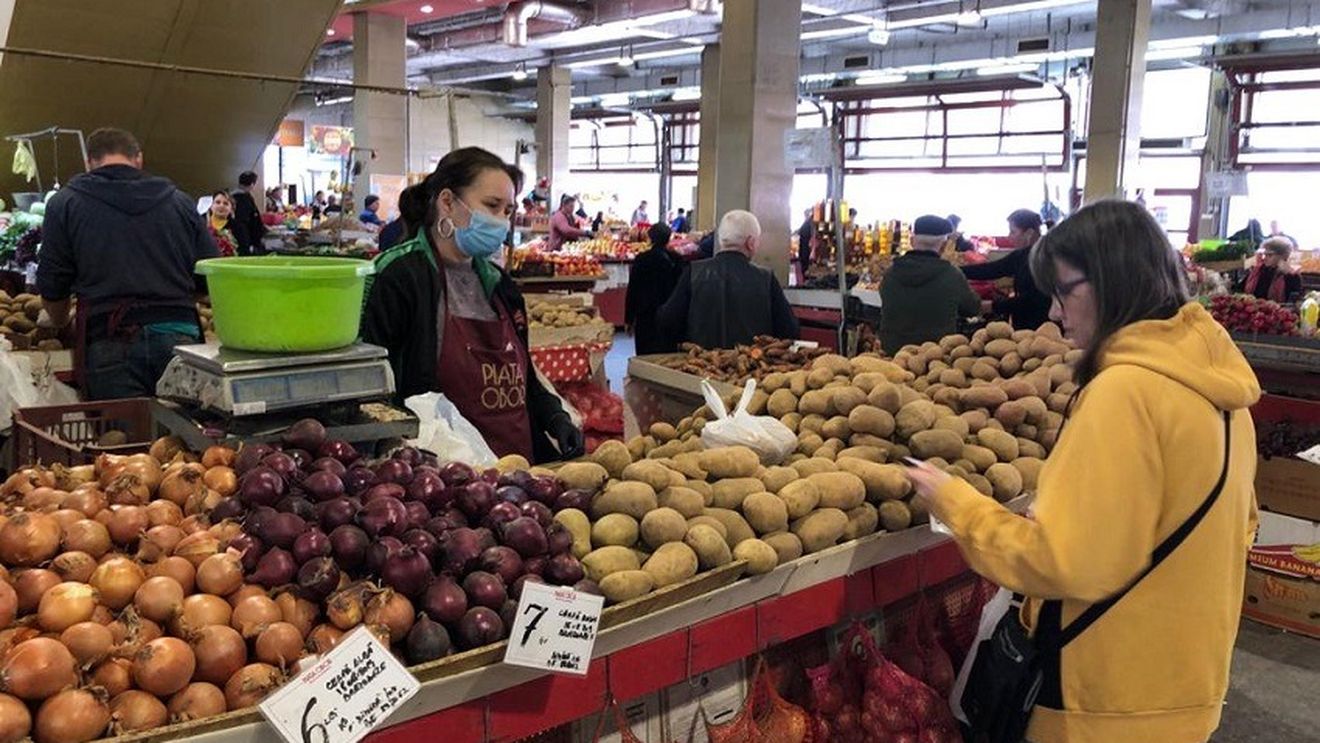 Populism de Paște: premierul Ciucă vrea ca statul să stea de veghe împotriva speculei, deși chiar ministrul Agriculturii a transmis public că specula era incriminată doar în comunism