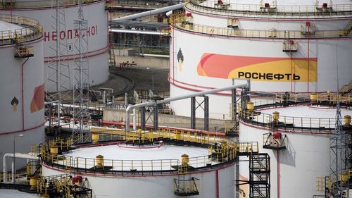 Germania analizează naţionalizarea activelor locale ale Rosneft după sancţiunile impuse de SUA / Rafinăria Schwedt furnizează ce mai mare parte a combustibilului pentru Berlin