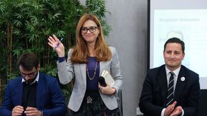 Senatoarea USR Florina Presadă anunță depunerea unei propuneri legislative pentru ca alegerile locale din acest an să se desfășoare vreme de două zile