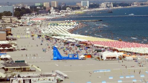 37 de milioane de lei, tăiați din primul proiect de lărgire a plajelor de pe litoralul românesc. Cauza: nereguli în licitații