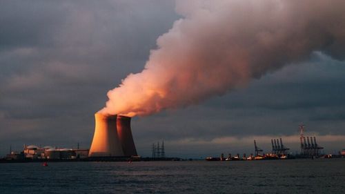 Compania rusă Rosatom şi CNNC, din China, vor construi primele centrale nucleare din Kazahstan / Deși este unul dintre cei mai mari producători de uraniu, țara se bazează în pricipal pe centrale pe cărbune