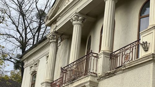 Primăria Iași a cumpărat un monument istoric cu 813.000 de euro de la soțul actualei vicepreședinte a Curții de Apel și nu a făcut nimic cu el timp de șase ani (Reporter de Iași)