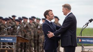LIVE Emmanuel Macron despre aderarea României la Schengen: Dorim ca dosarul să progreseze, Franța e alături de România / Pentru ca Ucraina să câştige şi focul să înceteze, trebuie să negociem. Preşedintele ucrainean va trebui să negocieze cu Rusia