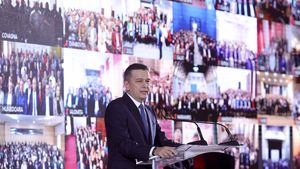Lista PSD-iștilor care conduc județul Olt / Gigel Știrbu (PNL): „Cine conduce, de fapt, statul?” / ”Puterea înseamnă cine conduce DSP, Casa de Pensii, ITM, AJOFM, APIA, DSVSA, Finanțele...”