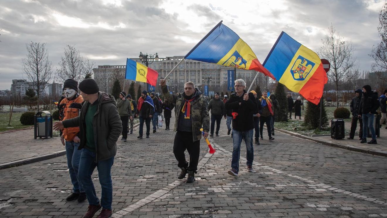 Cei doi bărbați reținuți după protestul AUR au fost puși sub control judiciar