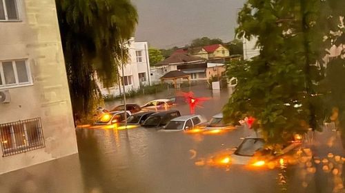 Cantităţi record pe precipitaţii pe litoral în ultimele 24 de ore / La Mangalia s-au înregistrat 225,9 l/mp, la 23 August - 145 l/mp, la Tuzla - 118 l/mp - Apele Române