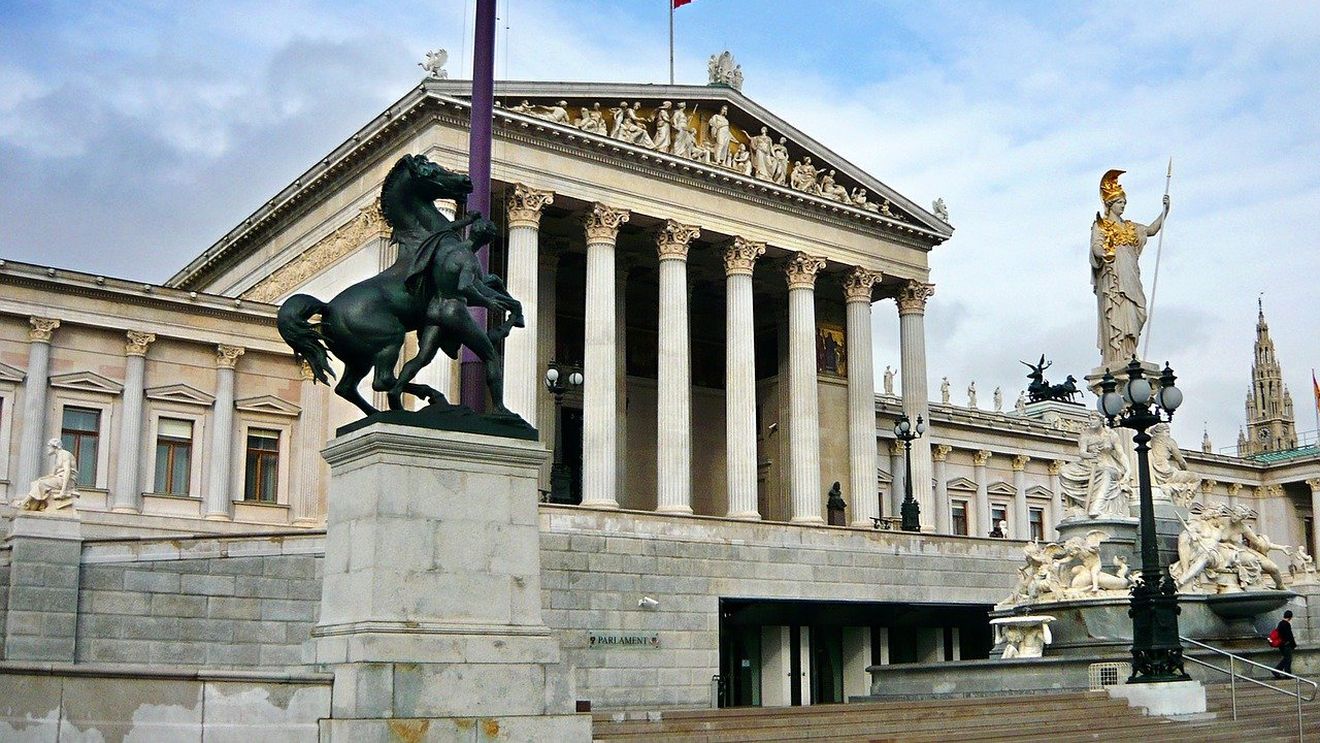 Austria vrea să implementeze o nouă lege anticorupţie, ''cea mai strictă'' din lume