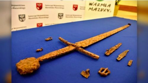 Polonia: A fost descoperită o sabie medievală care ar fi fost folosită în timpul celebrei Bătălii de la Grunwald