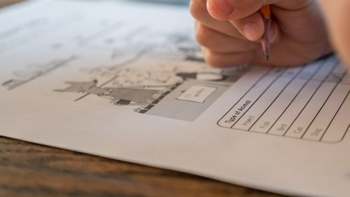 Franța vrea note scăzute mai drastic la Bacalaureat din cauza ortografiei. Ministrul francez al Educației: Oricât de bună ar fi lucrarea, nu va putea trece de o anume notă fără o ortografie corectă