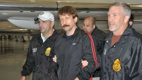 Traficantul de arme rus Viktor Bout și-a declarat susținerea pentru Putin și războiul din Ucraina, imediat după ce a fost eliberat la schimb cu baschetbalista americană Brittney Griner