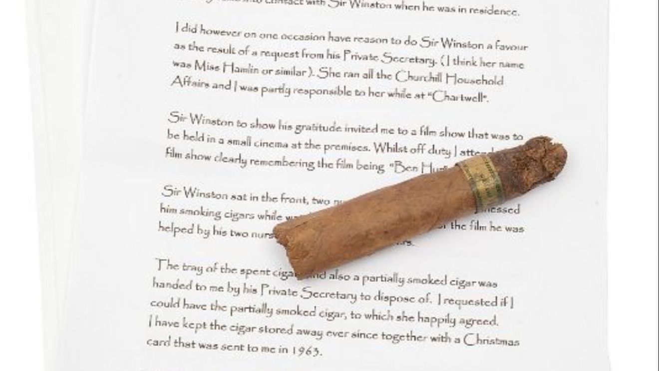 Un trabuc fumat pe jumătate de Winston Churchill, scos la licitaţie în Regatul Unit