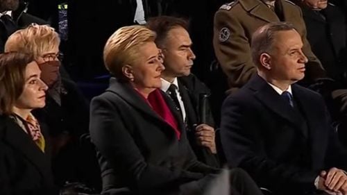 Joe Biden le-a cerut oamenilor prezenți la discursul din Varșovia să o aplaude pe Maia Sandu: Sunt foarte mândru să fiu alături de dumneavoastră și de oamenii liberi ai Republicii Moldova