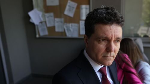 UPDATE Nicușor Dan: ”Fotografiile false vor circula libere în continuare, ca toate celelalte fake news-uri despre mine” / Sesizarea lui Nicușor Dan privind pozele publicate de Elena Lasconi, respinsă de BEC