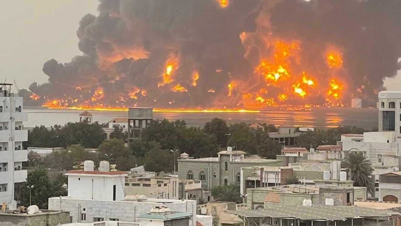 Armata israeliană a atacat portul Hodeidah din Yemen