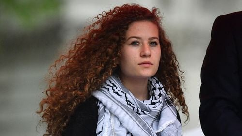 Ahed Tamimi, cunoscută activistă pentru cauza palestiniană, a fost arestată pentru "incitare la terorism"