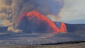 VIDEO Erupția vulcanului Kilauea din Hawaii a distrus o cameră de filmat care înregistra evenimentul