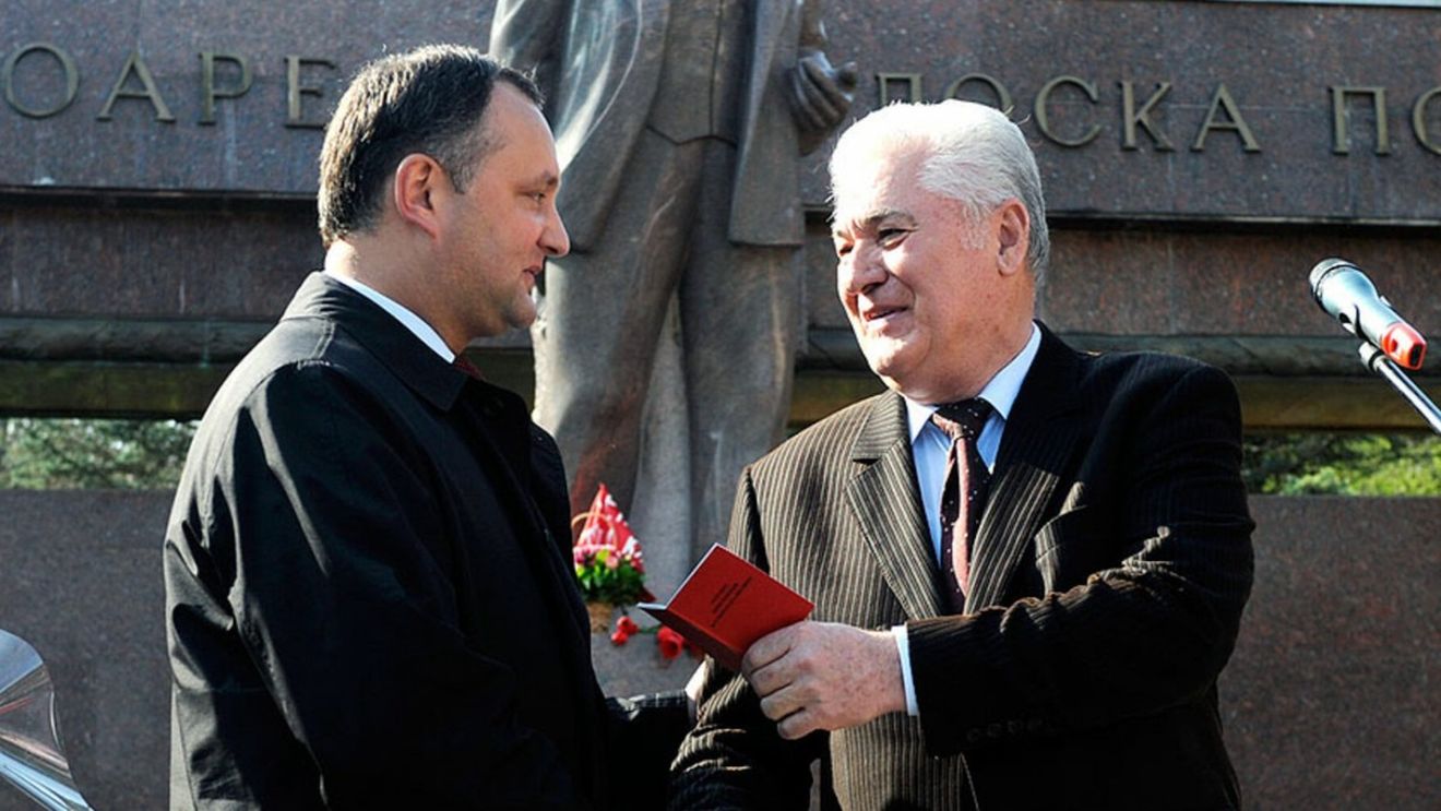 Brutar, milițian, președinte și deputat: Traseul politic al comunistului Vladimir Voronin, „Omul Secolului” în Republica Moldova
