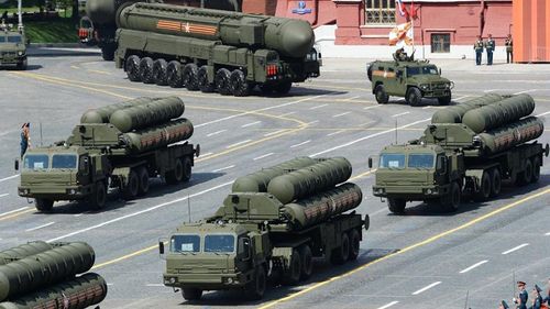 Erdogan sfidează NATO: Primele componente ale sistemului rusesc de rachete S-400 au fost livrate Turciei / Avertisment dur de la Washington și din partea Alianței