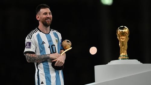 Fenomenul Messi. Starul argentinian adaugă în palmares și trofeul Cupei Mondiale, la 36 de ani de la momentul în care Maradona scria istorie cu Argentina