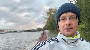 Ministrul de Externe maghiar, 9 mesaje de la Moscova în 24 de ore: ”Vine frigul și casele ungurești trebuie încălzite”, ”Cooperare cu Rusia pe baza respectului reciproc”, ”Liniște, dar frig” pe râul din Moscova