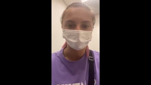 VIDEO Sportiva din Belarus care a fost forțată să zboare înapoi acasă este sub protecția poliției japoneze, într-un hotel din Tokyo