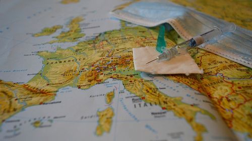 Campania de vaccinare se îndreaptă spre „dezastru” în Lombardia din cauza unui sistem de programări defectuos