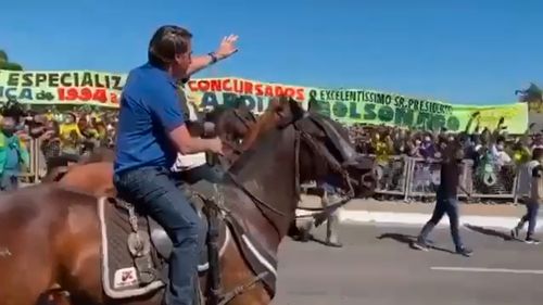 Președintele Bolsonaro le-a spus brazilienilor "să nu se mai vaite" cu privire la pandemia COVID-19/ Reacția guvernatorului din Sao Paulo: Un tip nebun