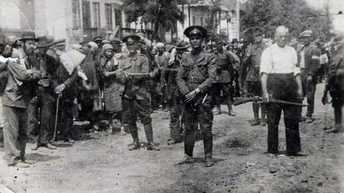 Istoria evreilor și a Holocaustului va fi predată ca disciplină separată și obligatorie în licee din 2023, după adoptarea definitivă a legii de către Senat, care merge acum la promulgare