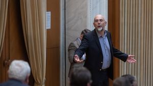 Kelemen Hunor arată că, în loc să scadă, „anvelopa salarială” a bugetarilor a crescut cu un miliard de lei: În felul acesta nu poți să reduci deficitul bugetar
