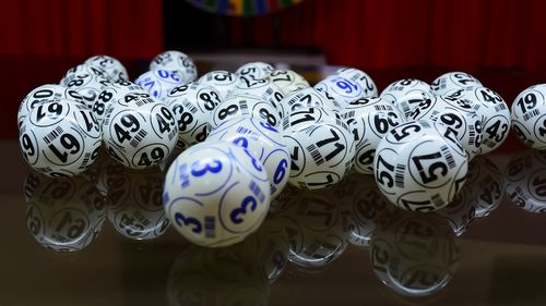Loteria Română a suplimentat cu 550.000 de lei premiile pentru tragerile speciale de Anul Nou