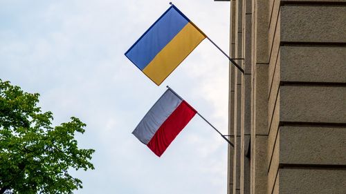 Polonia îl convoacă pe ambasadorul ucrainean în legătură cu declaraţiile lui Zelenski la ONU / Liderul de la Kiev a afirmat că „teatrul politic” din jurul tranzitului de cereale ajută doar pe Moscova