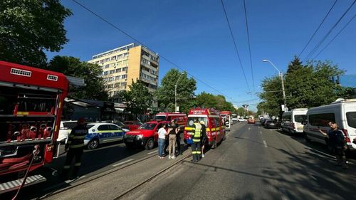 Incendiu de proporții în București. Un apartament a luat foc | FOTO