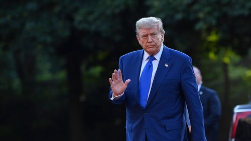 Trump spune că vrea o întâlnire în trei cu Putin şi Zelenski „aproape imediat” după întrevederea cu Putin din Alaska