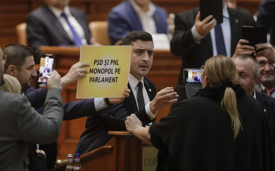 George Simion și Diana Șoșoacă, scandal parlament