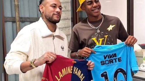 VIDEO Întâlnire între generații: Lamine Yamal se distrează alături de idolul său Neymar în Brazilia