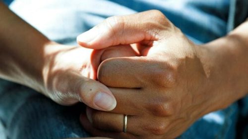 AI descoperă posibilul factor declanșator al Alzheimerului și o speranță pentru tratament