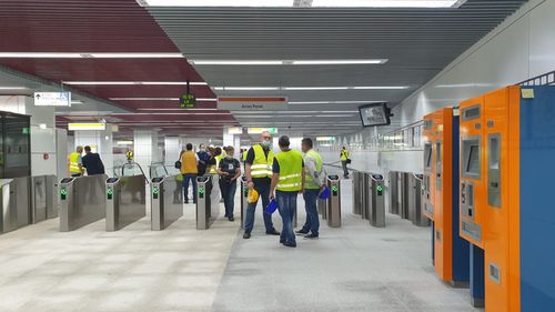 Metrorex: Mai sunt finisaje de completat la M5, în staţiile Academia Militară, Eroilor şi Parc Drumul Taberei. E posibil să apară şi anumite nesincronizări