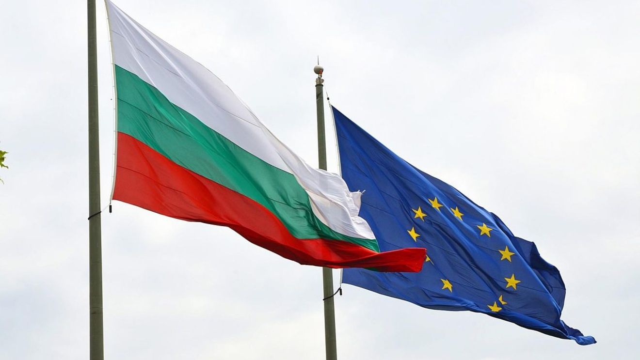 Bulgaria raportează un deficit bugetar de 3% şi e pregătită să intre în zona euro
