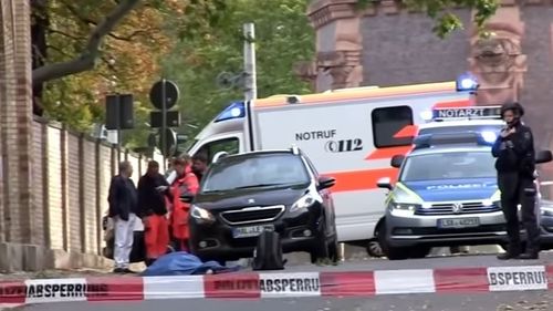 VIDEO Atacatorul de la Hale și-a recunoscut fapta și motivația extremistă. A omorât două persoane după ce a încercat să ia cu asalt o sinagogă din Germania