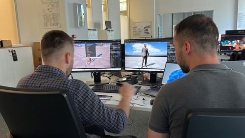Cum învață viitoarele mașini inteligente să reacționeze la... vaca ce traversează strada? Răspuns dintr-un centru de inginerie din Cluj: Cu realitate virtuală, realitatea augmentată și metavers
