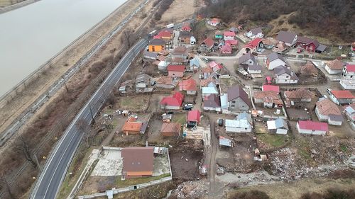 UPDATE Carambol cu cinci mașini pe Valea Oltului/ Traficul blocat total