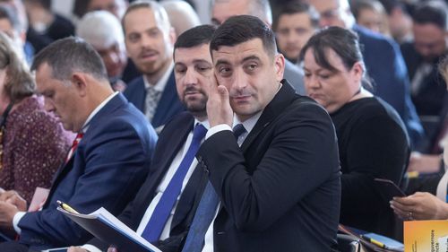 AUR anunță congres extraordinar în decembrie / Deciziile congresului din martie 2022, la care George Simion a fost ales președintele partidului, au fost anulate de tribunal