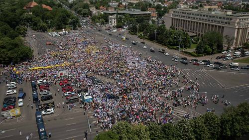 OFICIAL Sindicaliștii din Educație anunță că resping oferta Guvernului și continuă greva: ”Nu sunt de acord cu eșalonarea pe trei ani și cu 1000 de lei de la 1 iunie/ Vor o creștere de 2000 de lei brut lunar, nu 1000 brut”