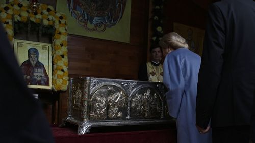 Viorica Dăncilă, Paul Stănescu și Rovana Plumb, la moaștele Sfântului Dumitru/ Dăncilă: Am venit să mă rog pentru binele poporului